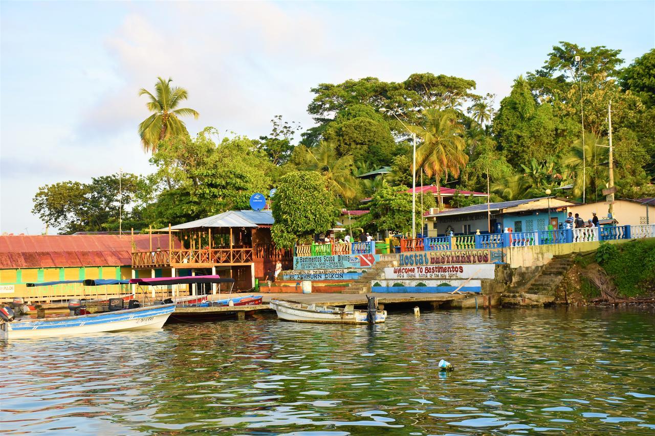 Hostal Green Coast Bocas del Toro Exterior foto