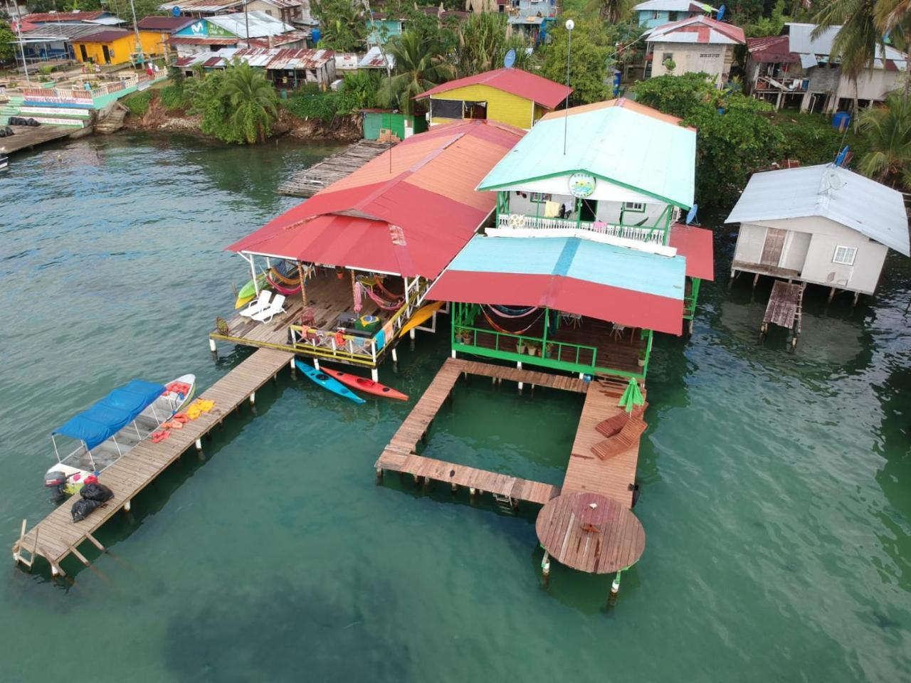 Hostal Green Coast Bocas del Toro Exterior foto